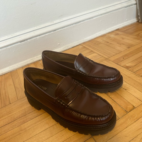 Adorable chunky G.H.BASS Women's Whitney Super Lug Loafer in wine size 9 - Picture 4 of 5